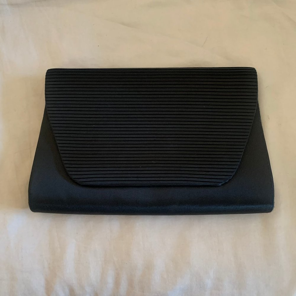TOPSHOP Black clutch